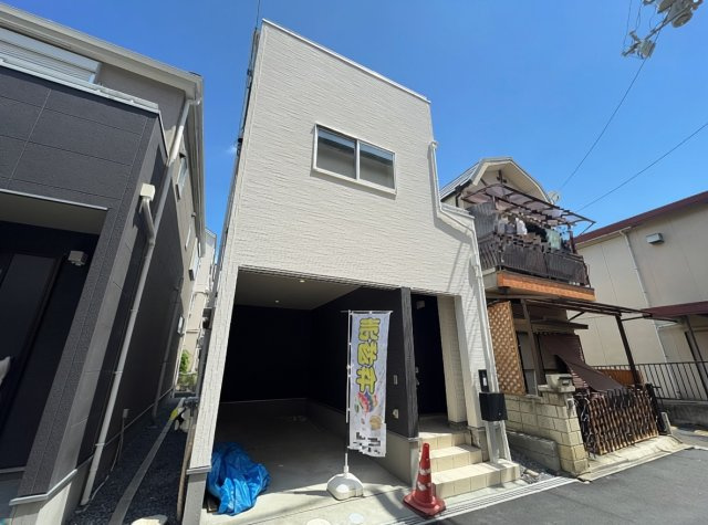 1日(土)2日(日)現地見学可能！寝屋川市萱島南町　ラスト1邸の外観|お客様に長く安心して住んでいだだける事にこだわった家づくり！住んでからのアフターサービスにもしっかりと取り組んでいます！