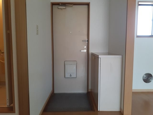 グリーンビレッジＡの玄関