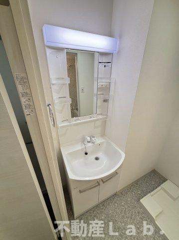 ラフィーネの洗面所|※反転タイプのお写真です。