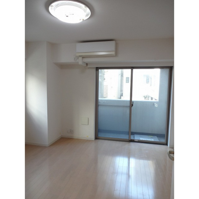 プレール・ドゥーク押上TOWER CITYの居間・リビング