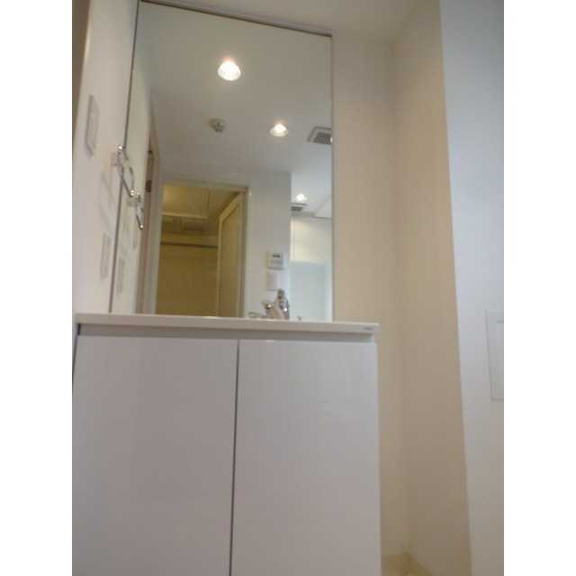 プレール・ドゥーク押上TOWER CITYの独立洗面台