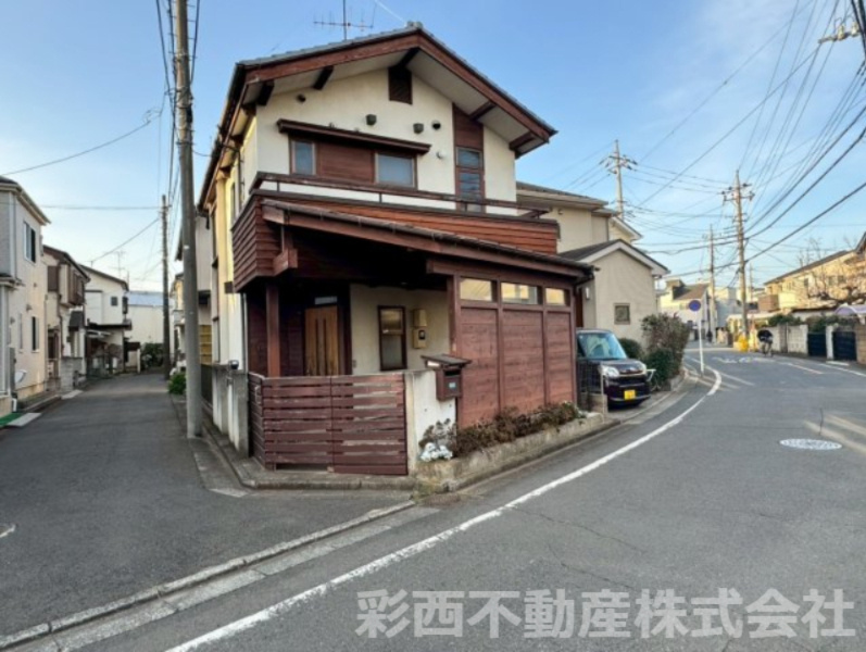 所沢市緑町中古戸建の前面道路含む現地写真