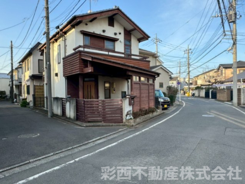 所沢市緑町中古戸建の前面道路含む現地写真
