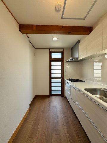所沢市緑町中古戸建のキッチン