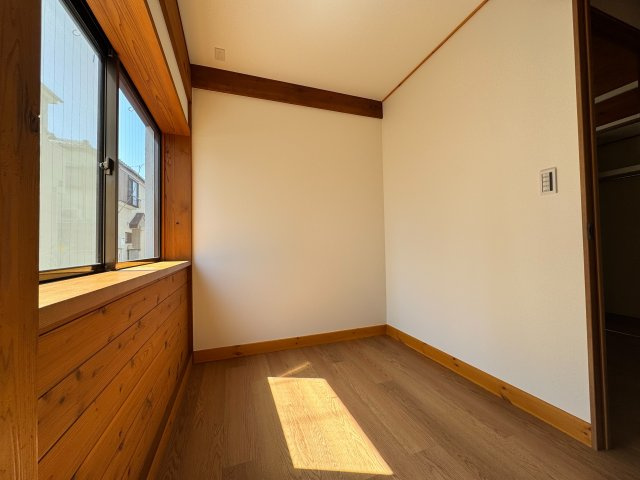 所沢市緑町中古戸建の寝室