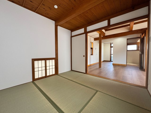 所沢市緑町中古戸建の和室
