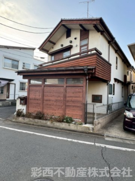 所沢市緑町中古戸建の前面道路含む現地写真