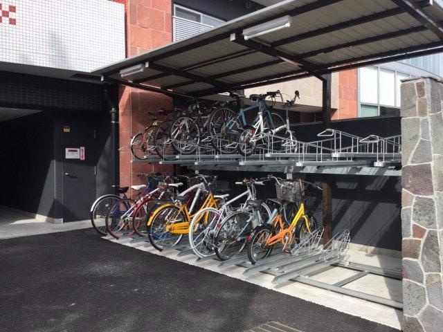 エステムプラザ市谷外濠公園のその他共用部分|駐輪場