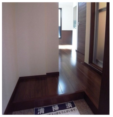 アーバンプレイス高田馬場＆U（アンドユー）の玄関|明るい玄関です