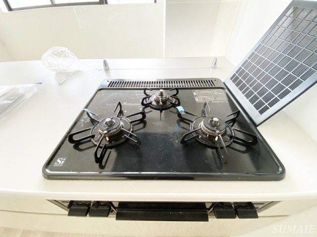 ＳＰコート尾久ノースのキッチン|3口コンロです☆