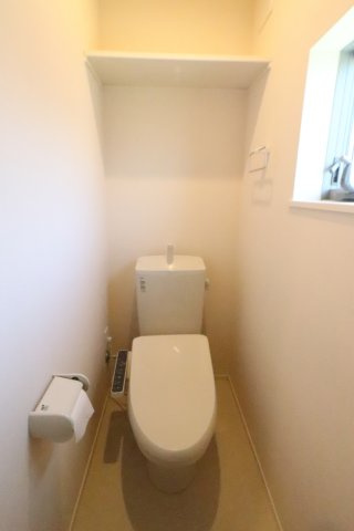 スターサファイアⅠのトイレ|別号室の同仕様の参考写真です。