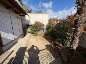 【外観】 | 周辺にはスーパーや薬局など、商業施設がそろっていますよ！とても住みやすい環境です！