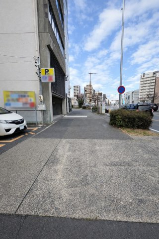 東区東桜2丁目土地の前面道路含む現地写真