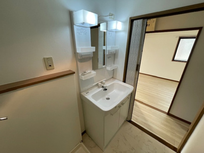 【洗面所】 | カーレンベルグ