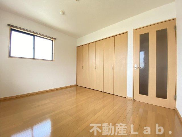 ハウスおがわの洋室