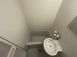 落ち着いた空間のお風呂です