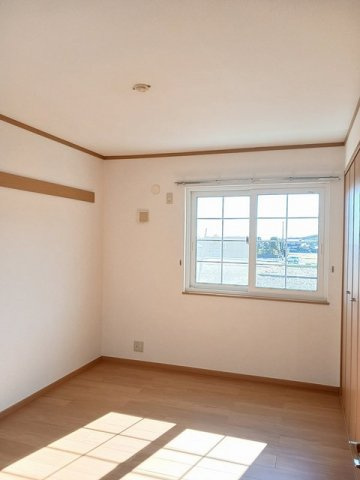内装は落ち着いています