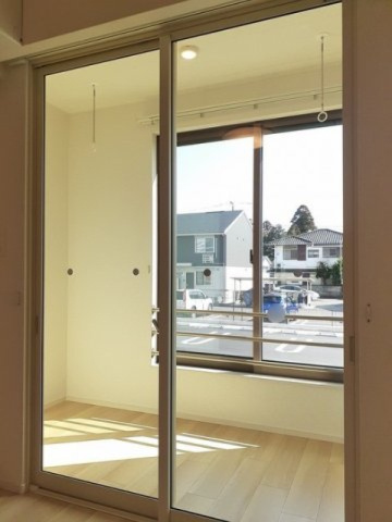 ヴィラ・トレポッツィＡのその他|サンルーム