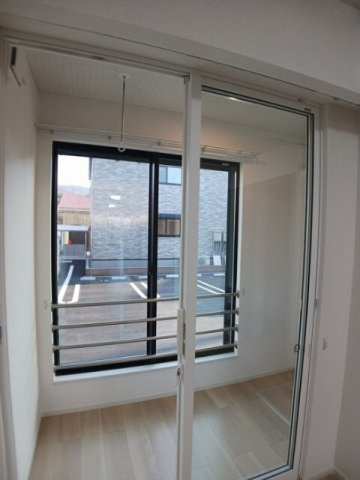 ＭｏｄｅｒｎＶｉｌｌａ二の岡Ａのその他|サンルーム