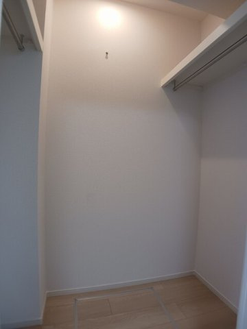 ＭｏｄｅｒｎＶｉｌｌａ二の岡Ａの収納