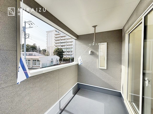 【バルコニー】 | 建物完成につき、実際のお部屋をごゆっくりご見学いただけます。お休みの日にご家族で見学はいかがでしょう。