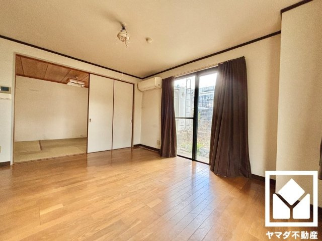 スウィングマンションの居間・リビング