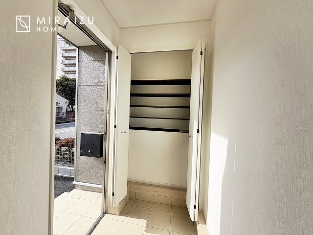 【子供部屋】 | 暮らしやすさを考えたプランで快適な現地ロケーションを実現。安らぎに満たされる、ゆとりのある日々を過ごせます♪