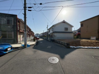 【前面道路含む現地写真】 | 国府２丁目　売土地 | ご家族に合ったプランをご提案いたします！資料請求だけでもお気軽にお問い合わせくださいね♪