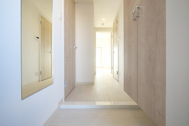 グランディール大今里の玄関