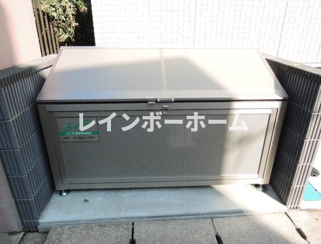 ルーブルのその他共用部分