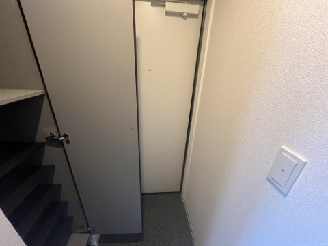 ジーメゾン春日部粕壁カヴェリの玄関