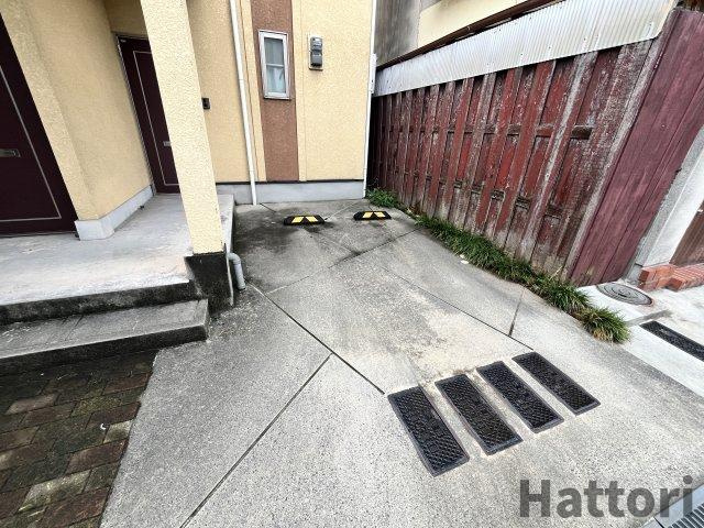 ハイツ大林の駐車場