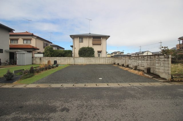 野木町丸林の外観|南東側道路（2026年3月撮影）