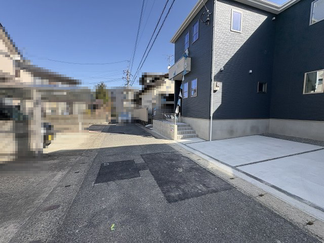 【その他】 | 春日市大谷5丁目3期　1号棟（全1棟）【仲介手数料無料・0円】 | 現地写真。前面道路です。