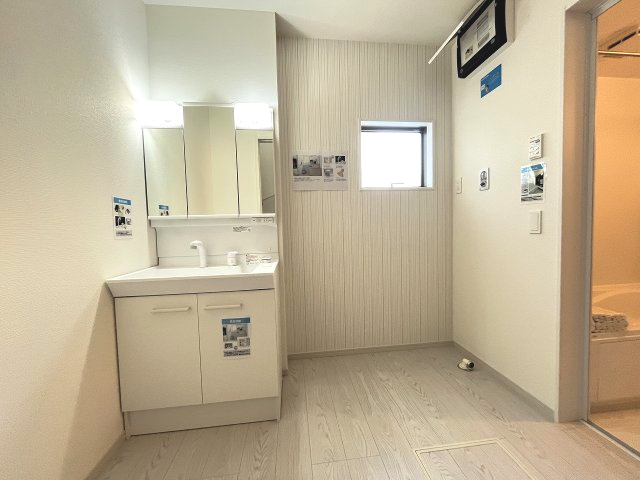 【洗面所】 | 春日市大谷5丁目3期　1号棟（全1棟）【仲介手数料無料・0円】 | 現地写真。