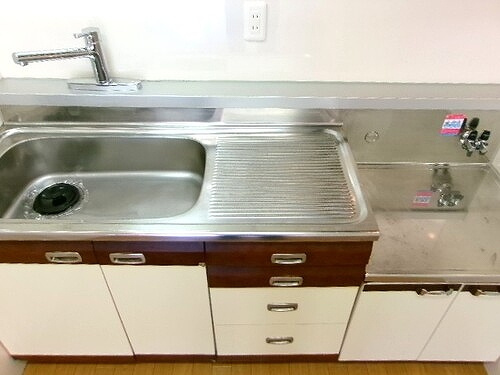 大倉山ハイム１号棟のキッチン|キッチン