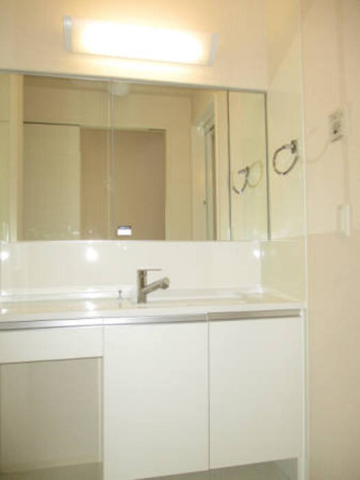 グレイス小松の洗面所|イメージ写真です。