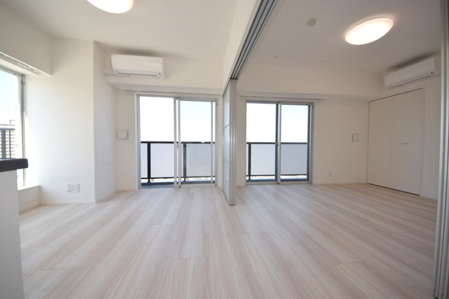 ベルシード東向島の居間・リビング