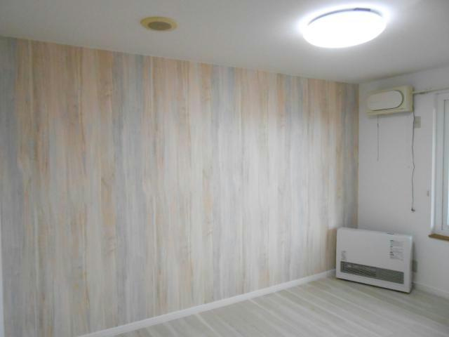 イシュタール鶴巣の居間・リビング