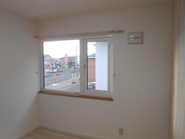 イシュタール鶴巣の洋室