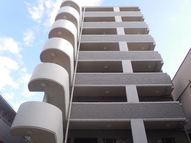 ソルフィエスタ住吉の外観