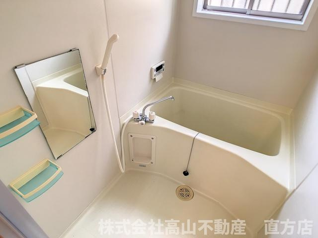 直方市大字感田のアパートの浴室