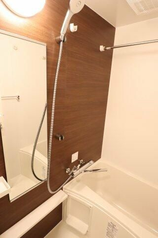 ＧＥＮＯＶＩＡ赤羽の浴室