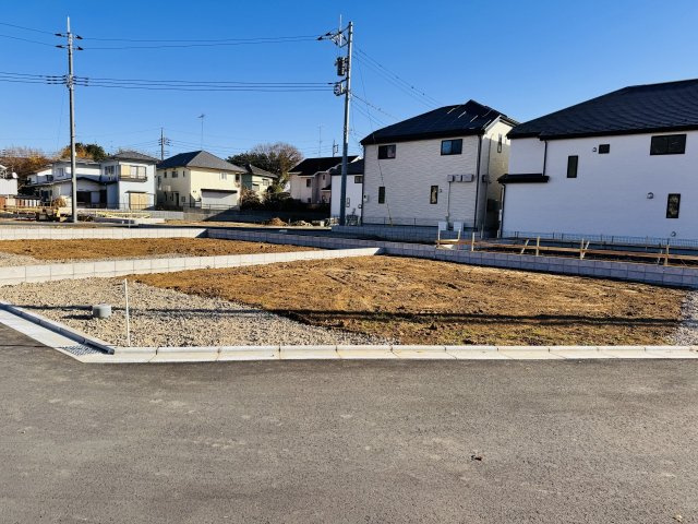 八王子市　石川町　新築一戸建て　７期の駐車場|～前面6ｍ道路につき駐車しやすいです～