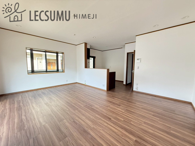 姫路市東山/中古戸建の居間・リビング