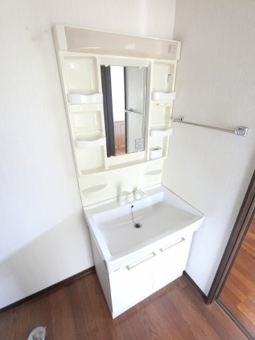 【独立洗面台】