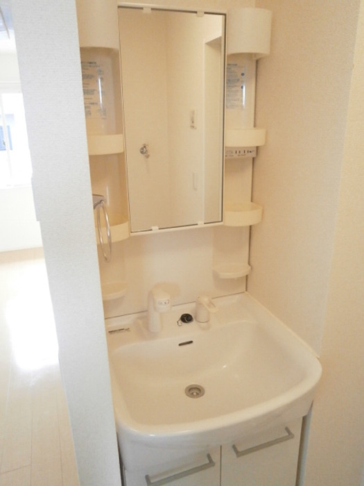 ファルコン久留米高校駅前の洗面所|忙しい朝には欠かせない洗面所です