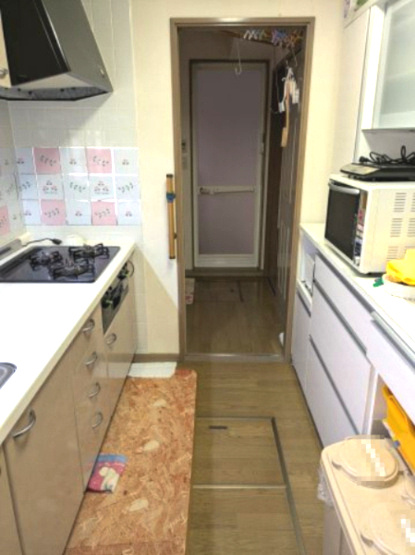 八街市山田台　中古戸建のキッチン|平成9年7月築 並列2台可 物置付 4LDK 東金有料道路インターまで車約４分 閑静な分譲地内
