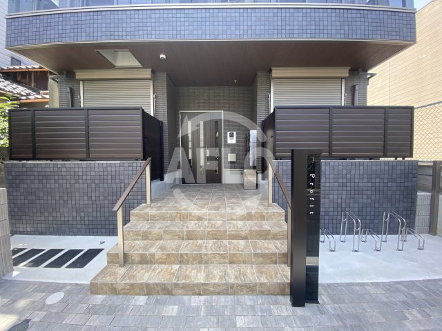 Profitのエントランス|Profit　エントランス