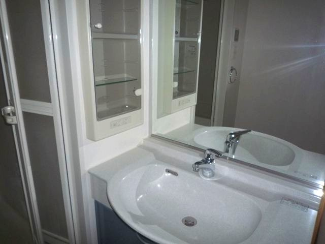 レジディア蒲田の洗面所